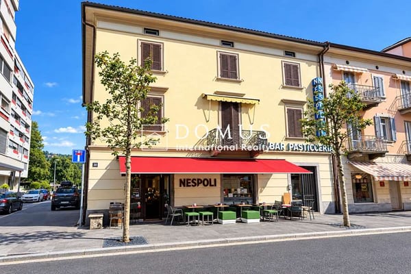 Signorile e ampio appartamento in centro 10