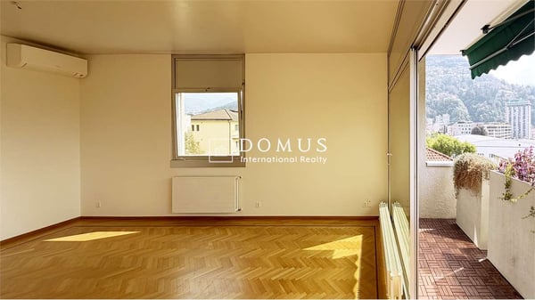 Elegante appartamento con vista lago 13