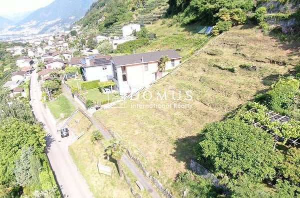 Terreno edificabile di 1'143m2 ad Agarone 2