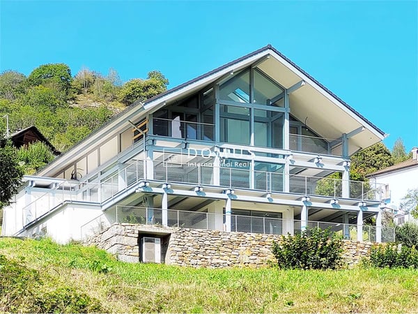 Villa moderna con vista panoramica a Ponto Valentino 2