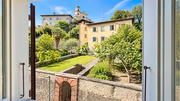 Casa di charme con giardino privato nel nucleo 4