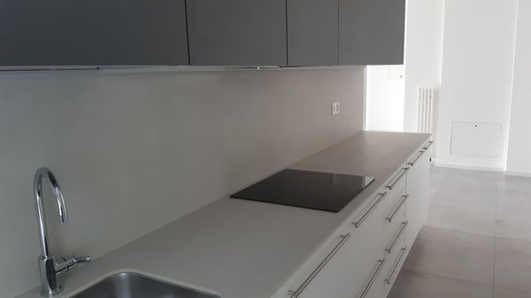 Moderno appartamento 2.5 locali con terrazza e giardino privato a Pazzallo 10