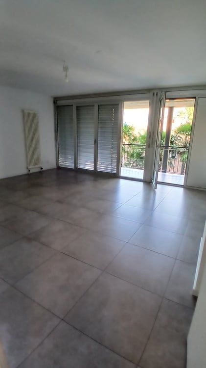 Moderno appartamento 2.5 locali con terrazza e giardino privato a Pazzallo 5