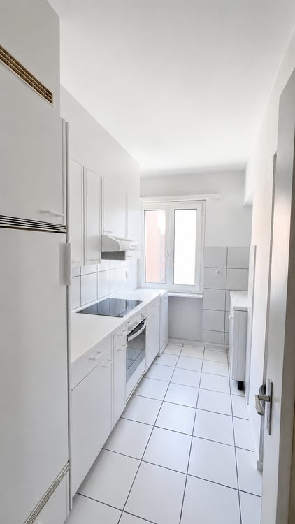 Appartamento di 1 locali con balcone a Lugano – Disponibile subito 1