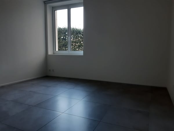Moderno appartamento 4.5 locali a Balerna con garage 4