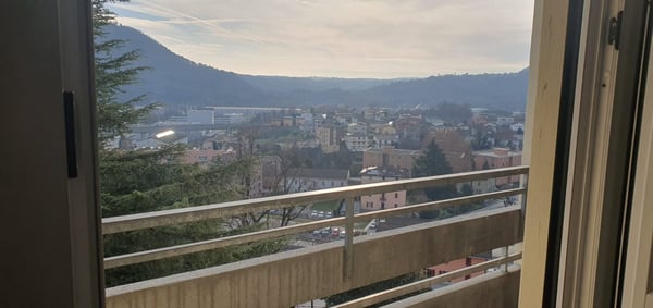 Appartamento 4.5 locali ristrutturato vicino alla stazione 1