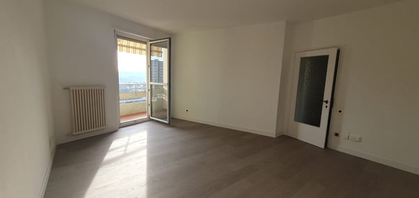 Appartamento 4.5 locali ristrutturato vicino alla stazione 2