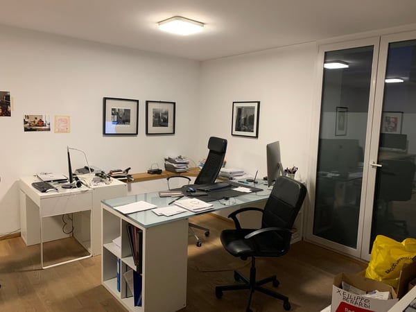 Modernes Büro mit 4 Räumen + verschiedenen Lager- und 5 Parkplätzen, auch für Investitionen 2