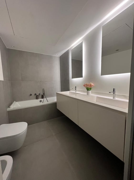 Splendido appartamento duplex 4.5 locali con piscina a Canobbio 10