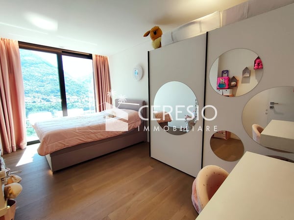 Splendido appartamento duplex 4.5 locali con piscina a Canobbio 7