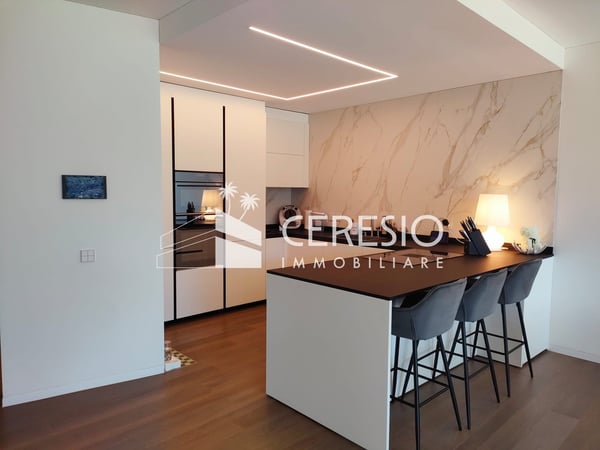 Splendido appartamento duplex 4.5 locali con piscina a Canobbio 4
