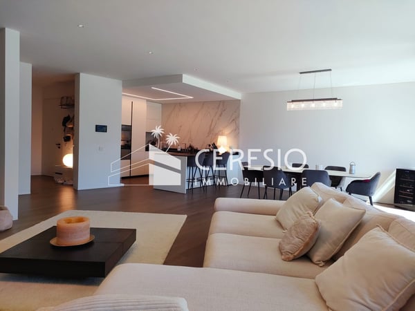 Splendido appartamento duplex 4.5 locali con piscina a Canobbio 3