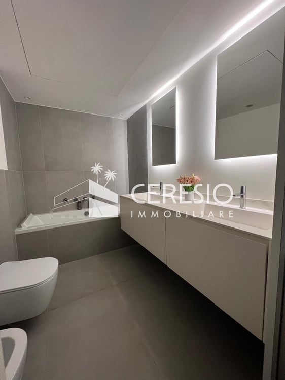 Splendido appartamento duplex 4.5 locali con piscina a Canobbio 8