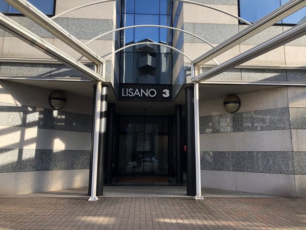 AFFITTASI A LUGANO-MASSAGNO LUMINOSO UFFICIO 1