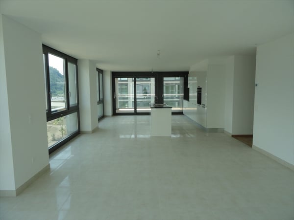 Luminoso appartamento di 1.5 locali con balcone a Bioggio 1