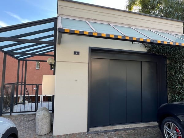 Posto auto in garage condominiale AV081 4