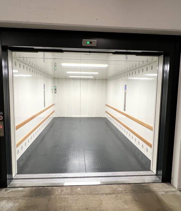 Posto auto in garage condominiale AV081 3