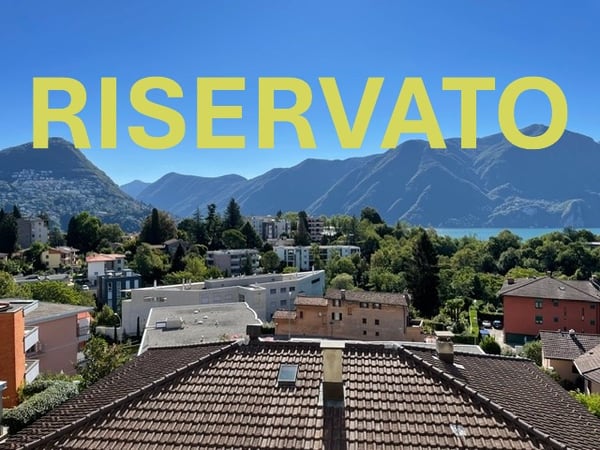 RISERVATO Elegante 3.5 locali ristrutturato con vista panoramica 1