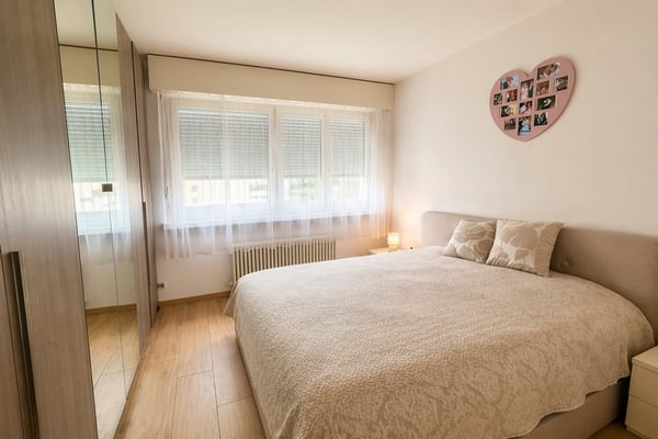 3.5 locali, ristrutturato con box privato, Paradiso AV096-22 9
