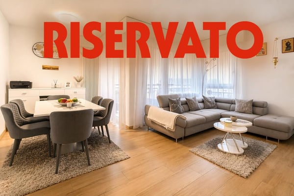 3.5 locali, ristrutturato con box privato, Paradiso AV096-22