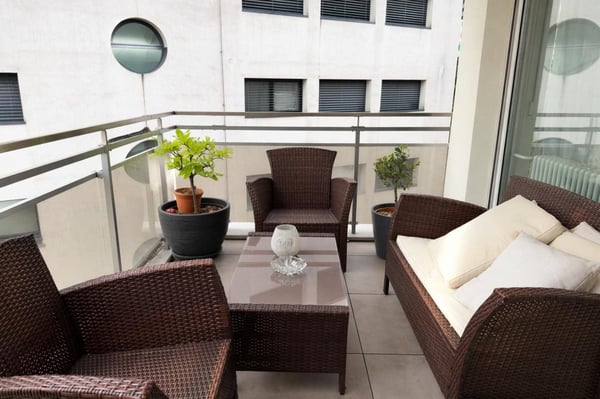 3.5 locali, ristrutturato con box privato, Paradiso AV096-22 8