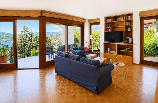 Appartamento 4.5 locali con vista aperta su lago e montagne 5
