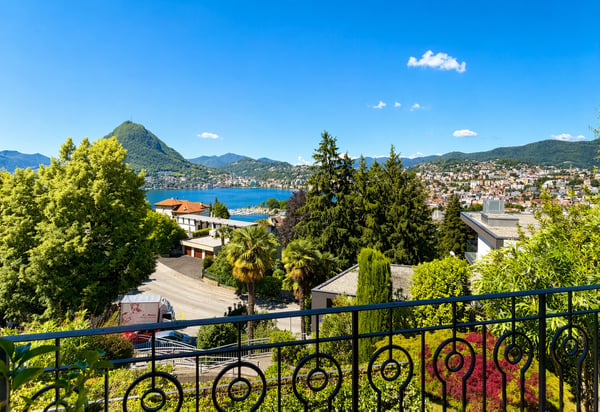 Appartamento 4.5 locali con vista aperta su lago e montagne 1