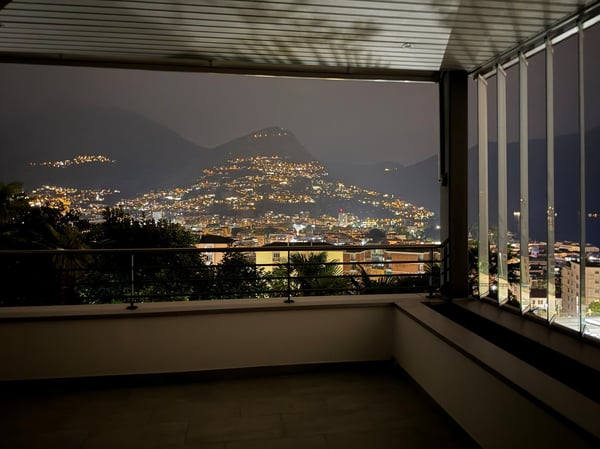 1.5 locali con terrazza e vista lago AA 112 26
