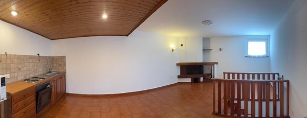 MENDRISIO: In zona tranquilla e residenziale, vendiamo ampia casa, luminosa e con vista aperta. 17