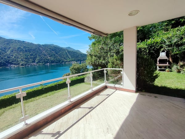 Morcote - Luminoso 3.5 locali duplex con giardino, piscina e vista lago 2