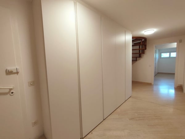 Morcote - Luminoso 3.5 locali duplex con giardino, piscina e vista lago 20