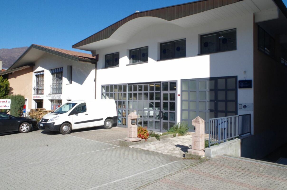 Uffici in affitto con spazi condivisi in posizione strategica