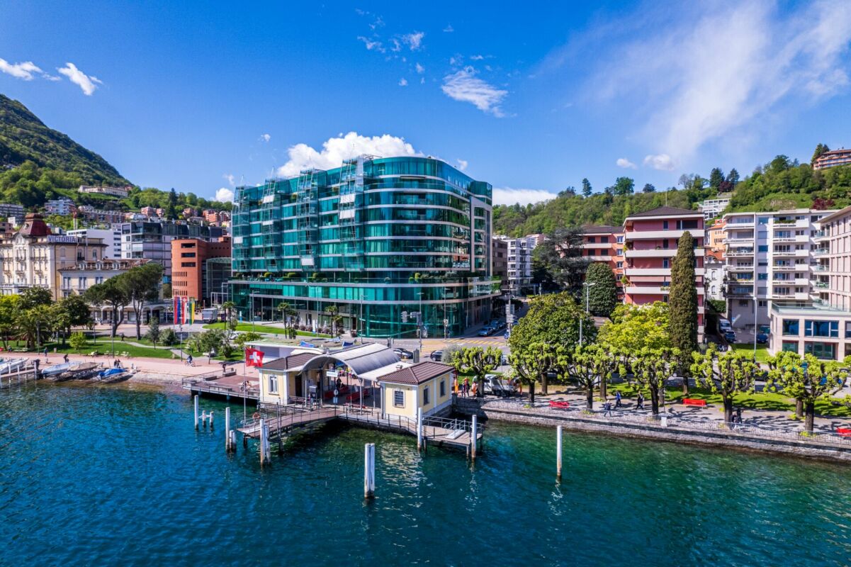 Lussuoso appartamento con splendida vista lago