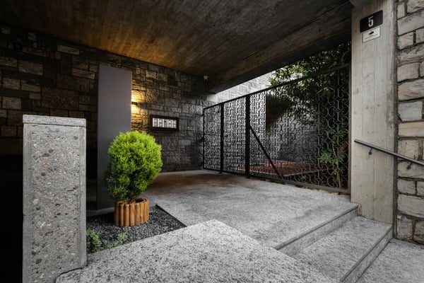 Elegante appartamento 2 locali ristrutturato con terrazza