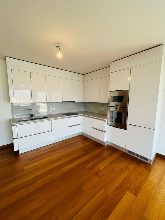 Appartamento di 3.5 locali con giardino e vista lago 4