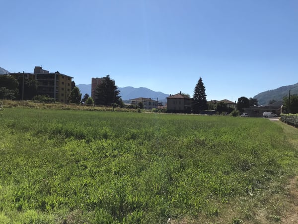 Terreno edificabile di facile accesso 9