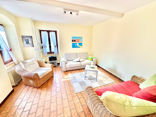 Zweifamilienhaus und Depèndance mit Zweitwohnsitz 8