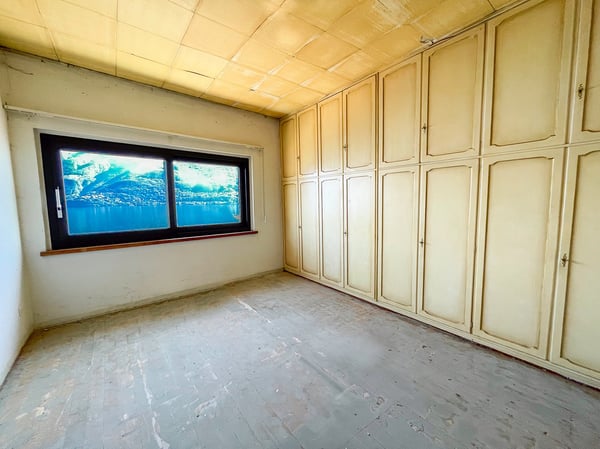 Casa strategica al confine: perfetta per abitazione o attività commerciale 11