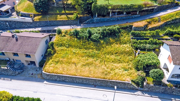 Centovalli, terreno edificale in zona residenziale. 1