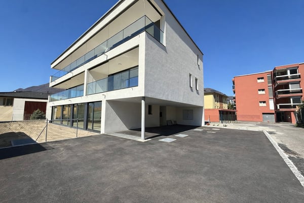 Appartamento moderno con Giardino a Giubiasco 1