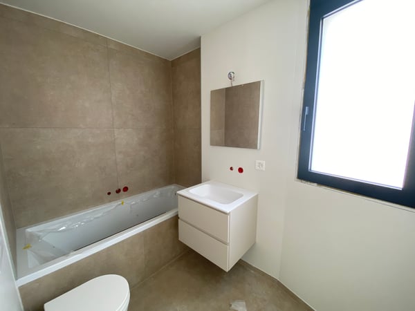Appartamento moderno con terrazza a Giubiasco 13