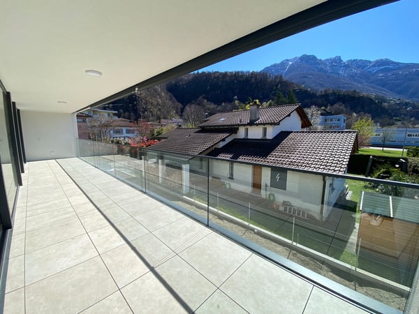 Appartamento moderno con terrazza a Giubiasco 2