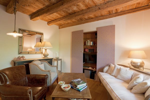 Charming Property in a Paradise Corner on Lake Maggiore 5