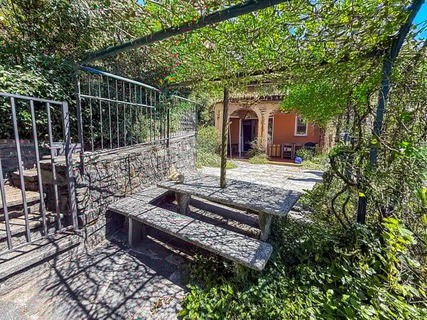 Sur le Lac Majeur, au Tessin, Maison des vacances avec vue panoramique 22