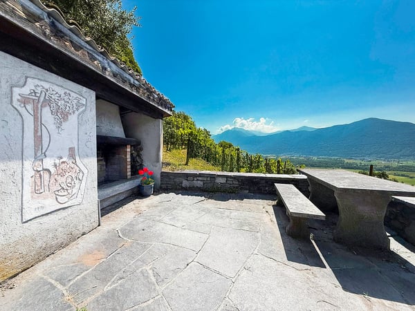 Sur le Lac Majeur, au Tessin, Maison des vacances avec vue panoramique 23