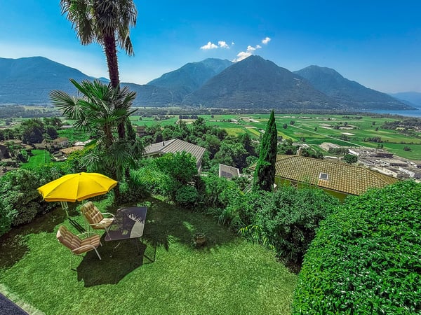 Sur le Lac Majeur, au Tessin, Maison des vacances avec vue panoramique 18