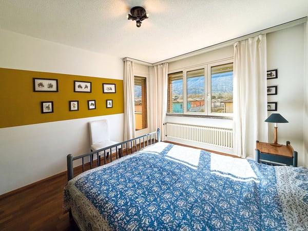 Grande casa con giardino, garages e posteggio. Soleggiata e tranquilla 11