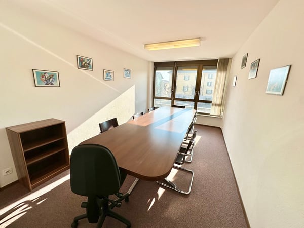 office in central location - ufficio zona centrale 10
