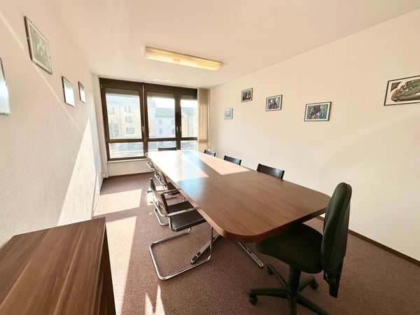 office in central location - ufficio zona centrale 9