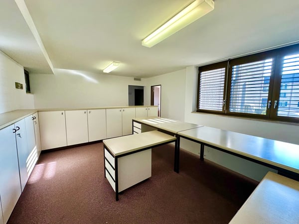 office in central location - ufficio zona centrale 3